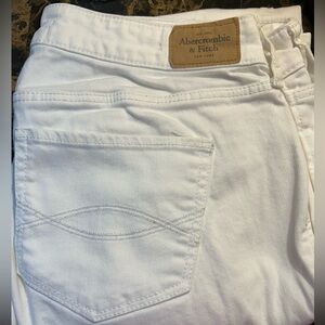 Abercrombie & Fitch Women’s whit Jeans Pants